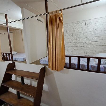 Dormitories/Hosteller, Giftland Homestay Aizawl Ngoại thất bức ảnh