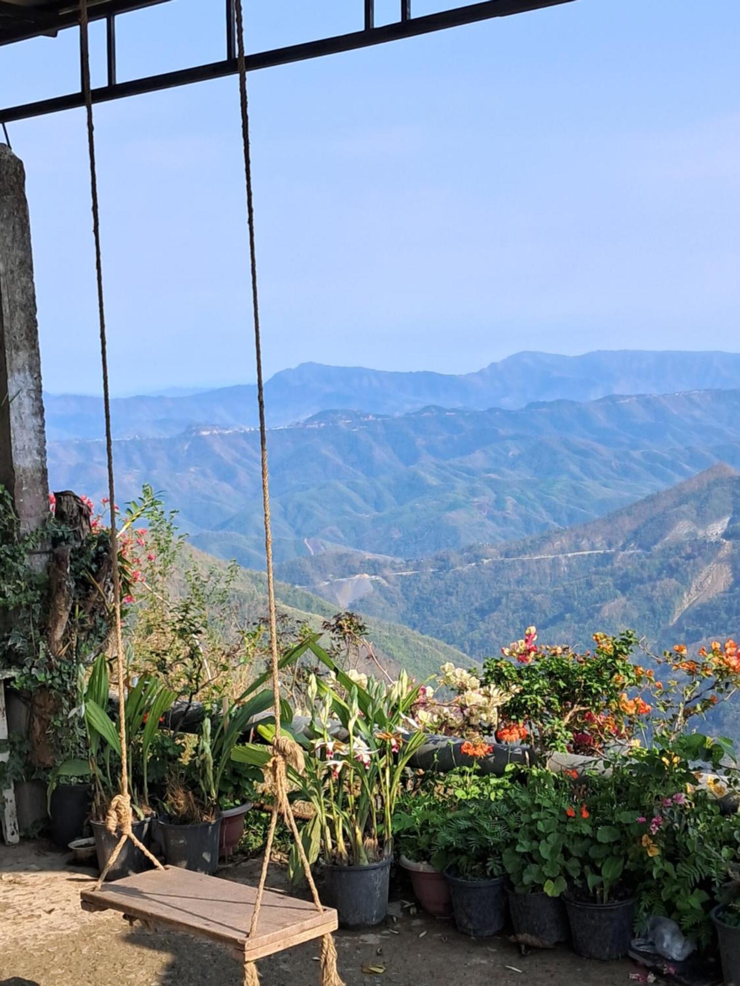 Dormitories/Hosteller, Giftland Homestay Aizawl Ngoại thất bức ảnh